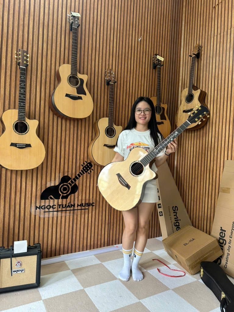 Thanh Guitar AT-04M - Hương Nắng Xuân 17 Thanh AT 07 cx khachhang 2