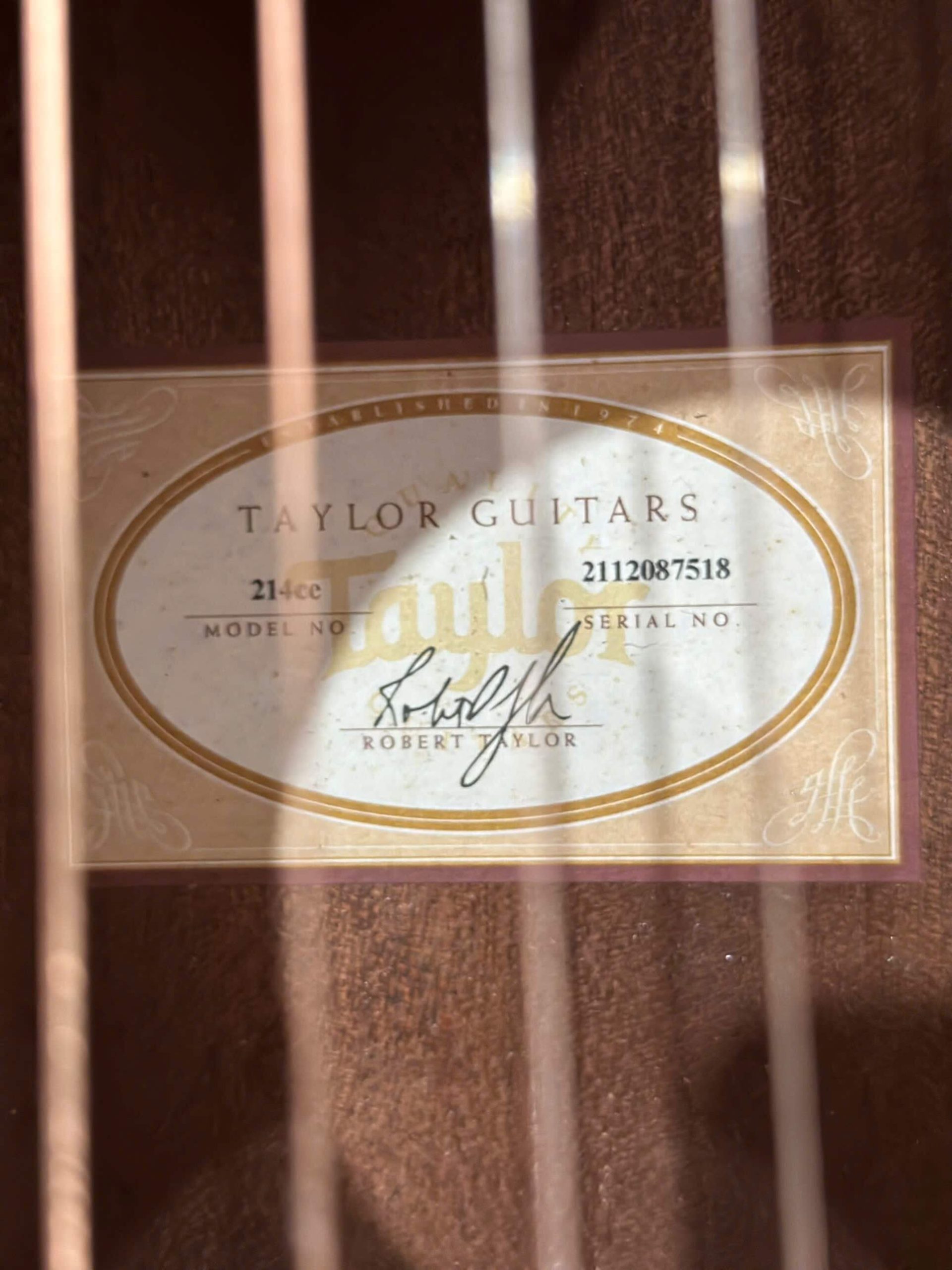 Guitar Acoustic Taylor 214CE-K Chính Hãng 8 Guitar Acoustic Taylor 214CE-K Chính Hãng - Ảnh 8