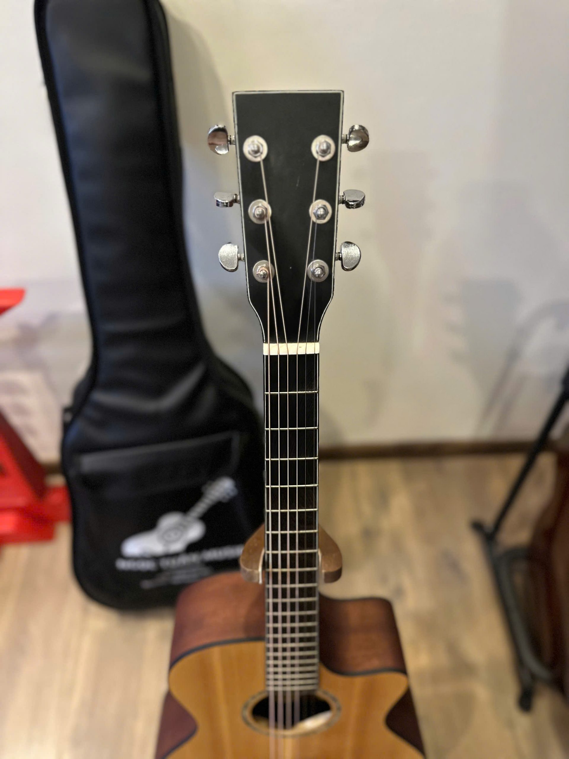 Thanh Guitar AT-04M - Hương Nắng Xuân 4 Thanh Guitar AT-04M - Hương Nắng Xuân - Ảnh 4