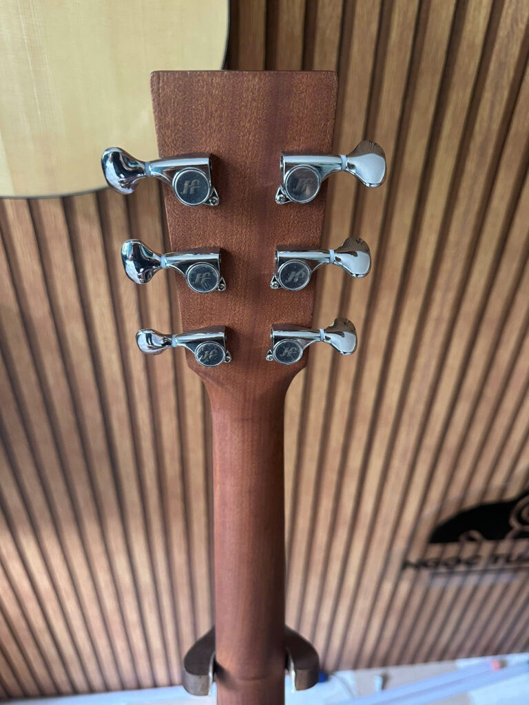 Thanh AT 04 M 2026 shopguitarhanoi 4