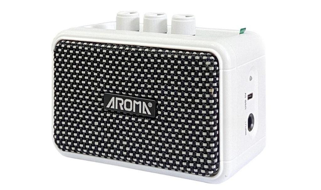 amplifier guitar dien mini aroma ag 04 bluetooth mai nguyen music 3 e1778059111358