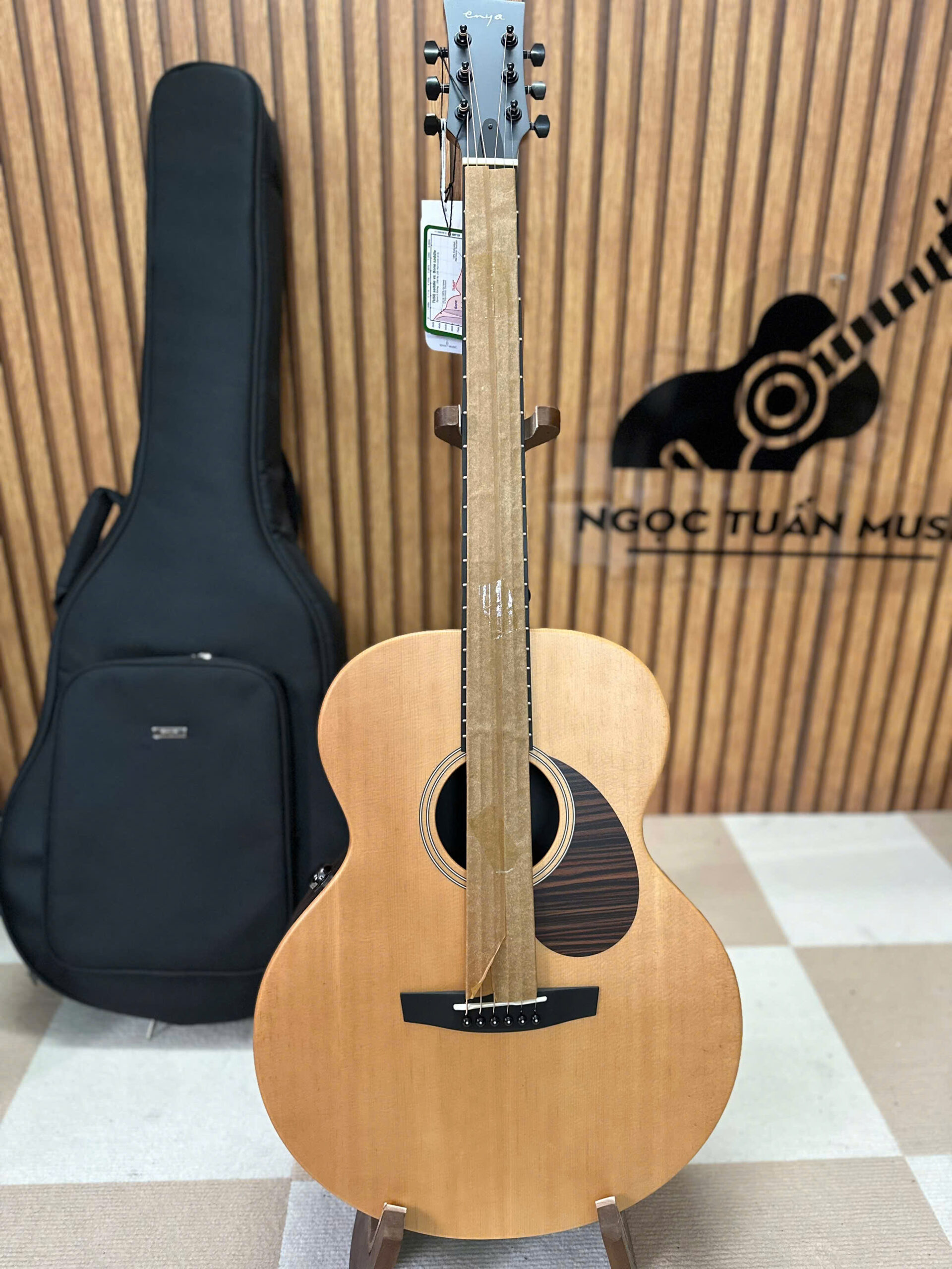 Đàn Guitar Enya EM X1 Pro Max 7 Mặt phím Richlite và khóa Black Die-Cast