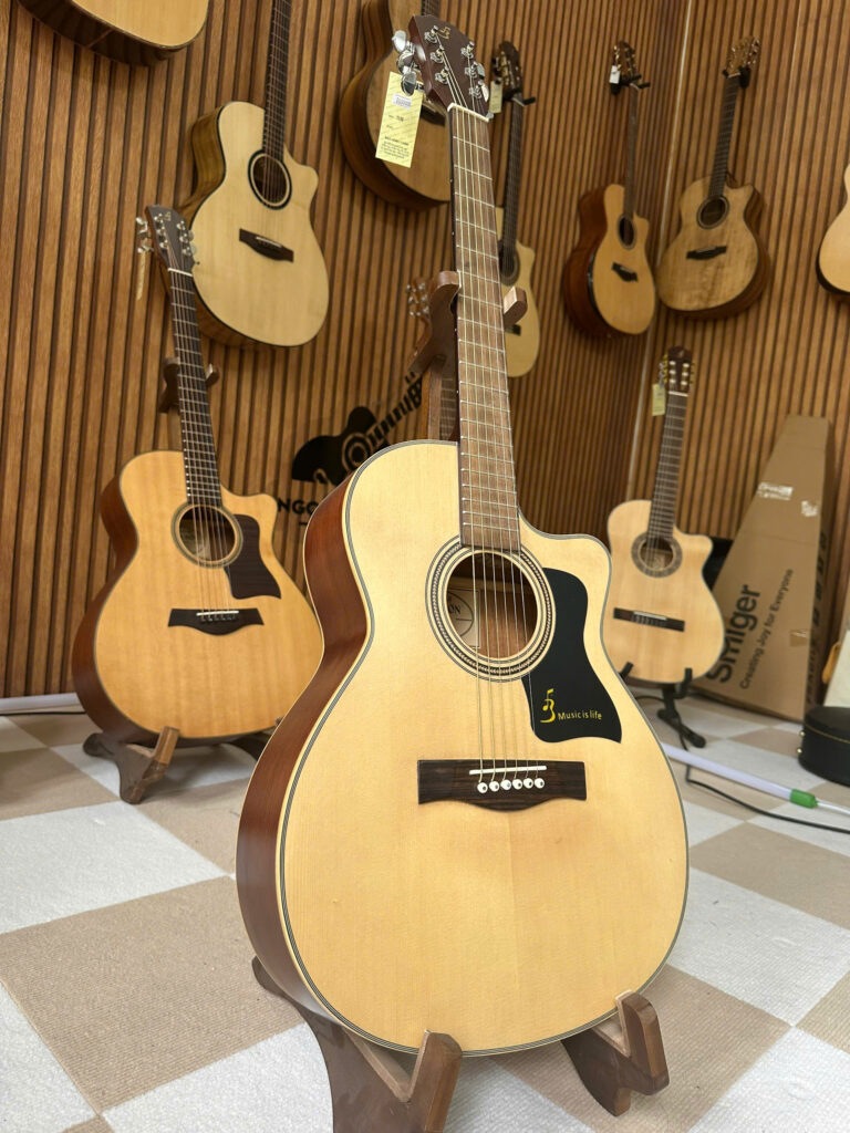 Guitar Acoustic Ba đờn J-150-D 18 Đàn guitar Ba Đờn J-150 cận cảnh mặt đàn