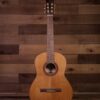 dan guitar cordoba dolce trung bay