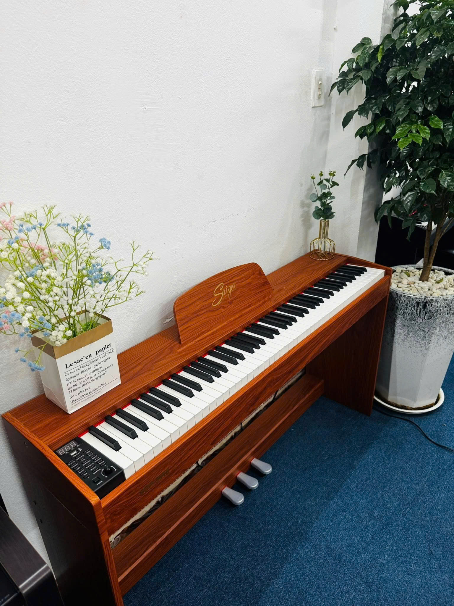 Saiger SDP 3618 16 Hệ thống loa công suất lớn mang lại âm thanh trung thực cho đàn piano điện Saiger SDP 3618