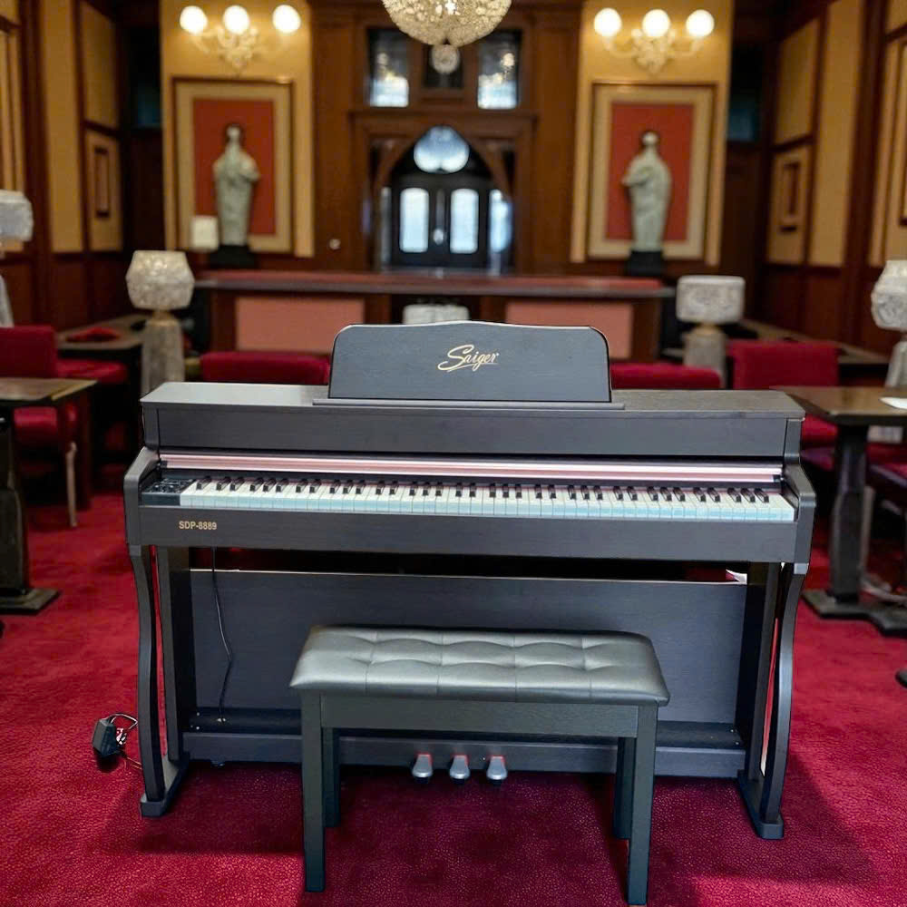 Saiger SDP 8889 15 Góc nhìn mặt side của đàn Digital Piano Saiger SDP 8889 với thiết kế nhỏ gọn phù hợp không gian nội thất hiện đại